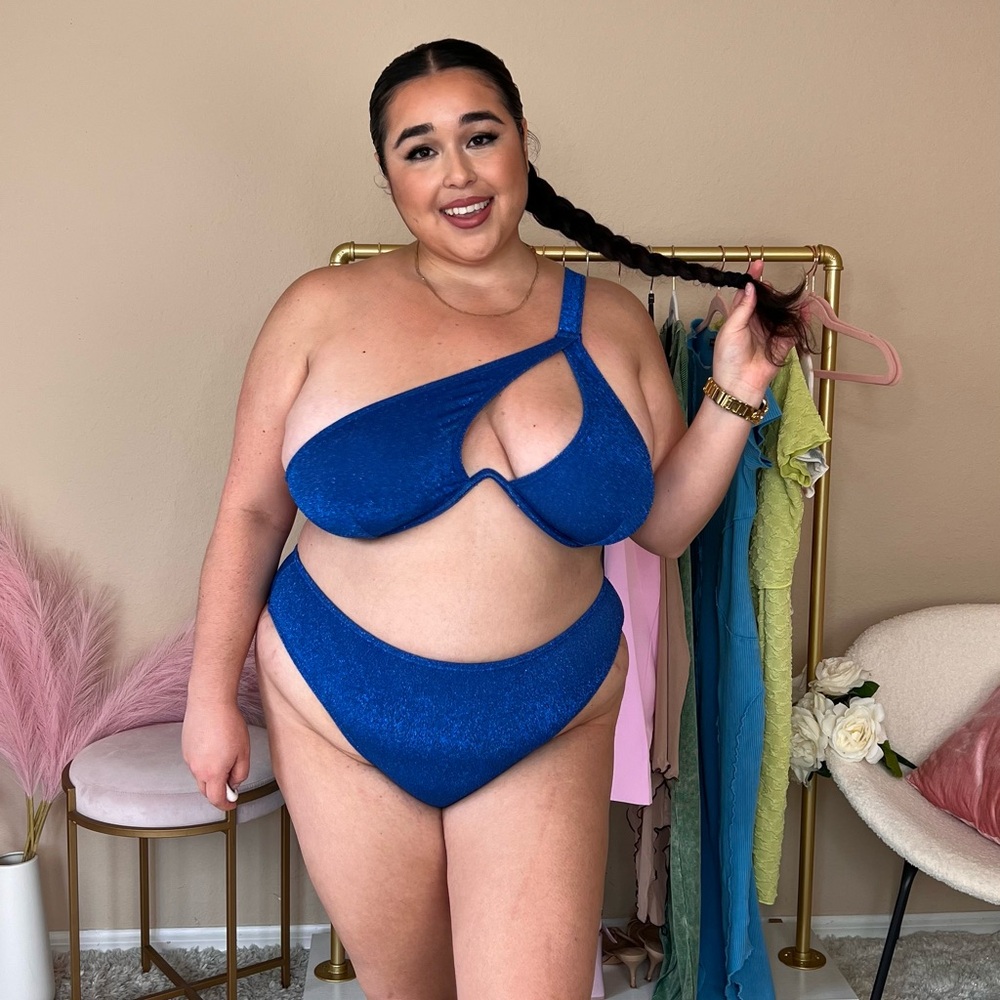 Fashion Nova Blue Bikini with Cutout Top